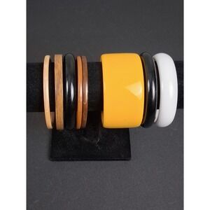 Lot of 8 Neutral Earth Tone Plastic Round Bangle Bracelets Vintage 80s Wide Slim